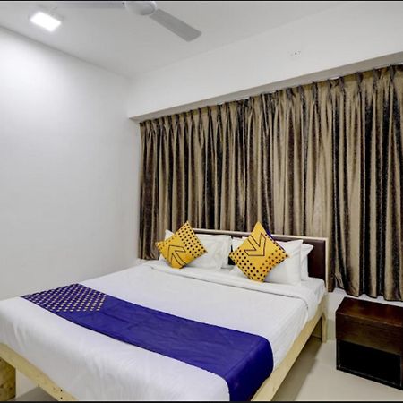 סוראט Hotel Nexus מראה חיצוני תמונה